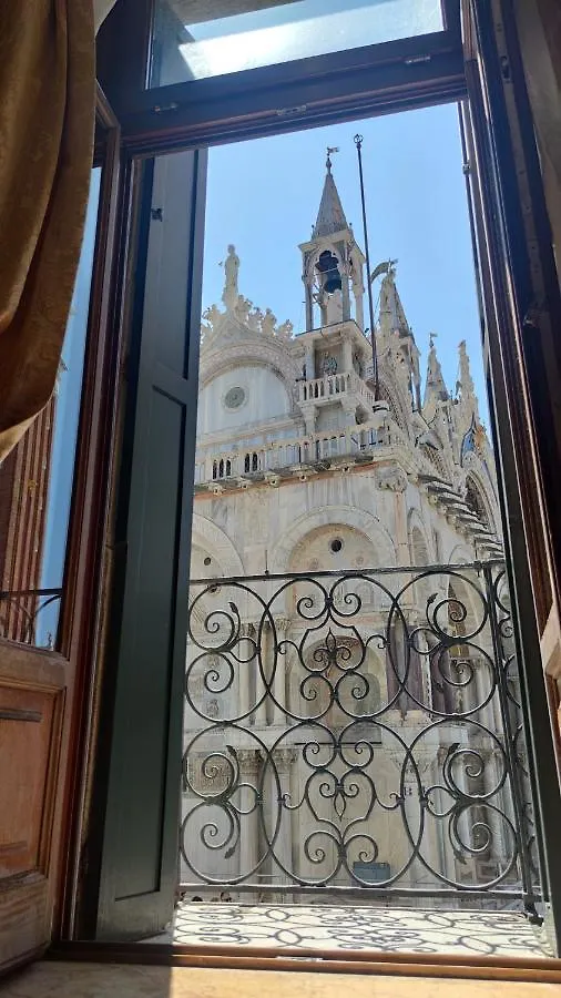 Bed & Breakfast Bellevue Luxury Rooms - San Marco Luxury Venetië